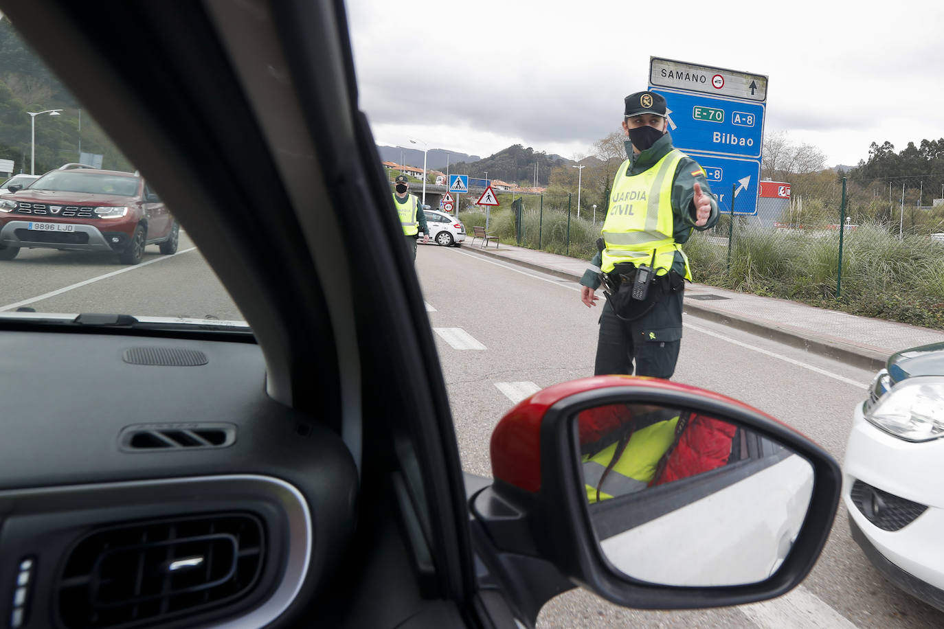 Controles de la Guardia Civil y la Policía Nacional en Cantabria