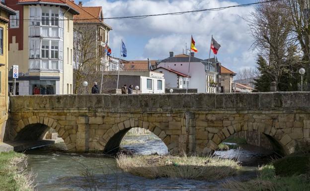 Reinosa continuará con la renovación de la avenida del Puente de Carlos III