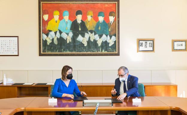 Economía y la UC destinan 15.000 euros a formar sobre la Unión Europea a la comunidad universitaria