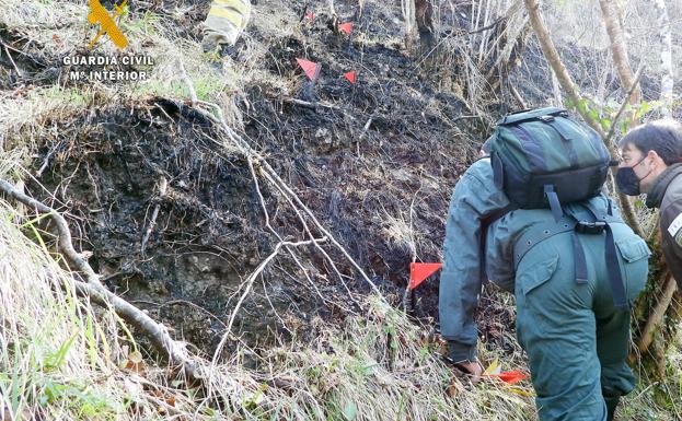 Investigada una pareja de vecinos por el incendio forestal de Selores