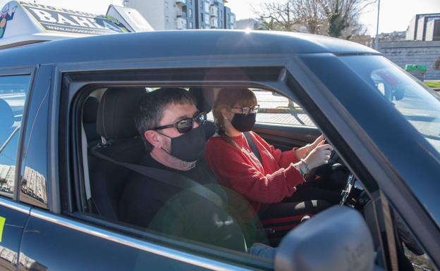 Las autoescuelas se manifestarán el 9 de abril por la abultada lista de espera para el examen de conducir