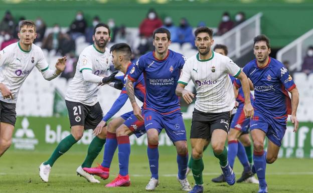 El Amorebieta y el Racing esperan que se apliquen los coeficientes y no se juegue el partido