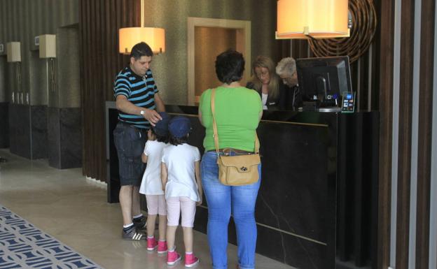 La ocupación hotelera en Santander para estas vacaciones es de solo un 10%, un porcentaje «nunca visto»