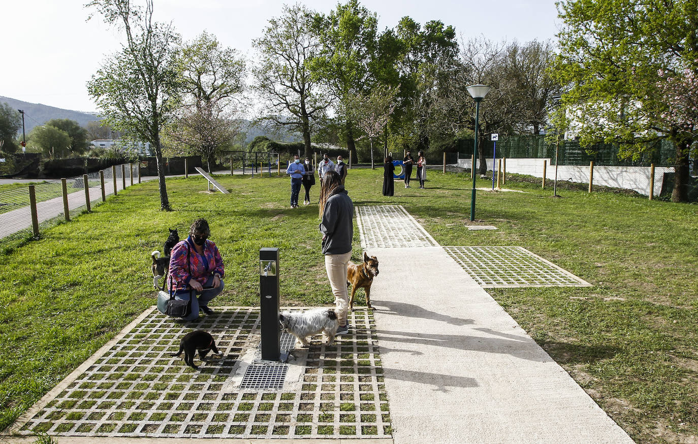 Torrelavega estrena parque canino