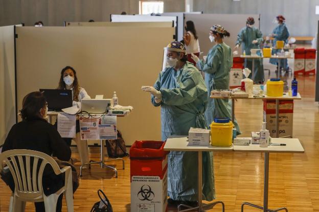 La incidencia sigue creciendo, pero la ocupación hospitalaria da un respiro