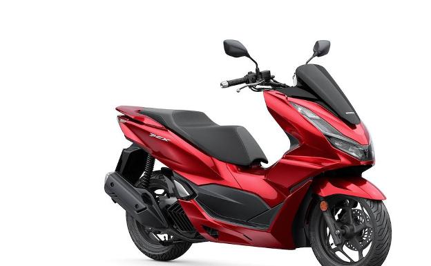 Probamos la nueva Honda PCX 125, una ciudadana con estilo