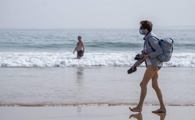Los parámetros de covid en Cantabria siguen sin alcanzar el nivel de alerta sanitaria 3