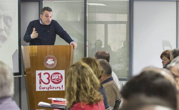 Mariano Carmona se presenta a un segundo mandato en la UGT cántabra