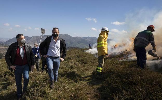 El Gobierno formará a los ganaderos en quemas controladas para evitar incendios