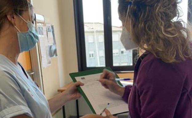 Satse recoge firmas para exigir que Sanidad resuelva ya las oposiciones de enfermería celebradas en 2019