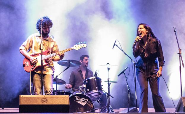 Indios y Banqueros: «Es una pena tener un altavoz tan potente como es la música y no decir nada importante»