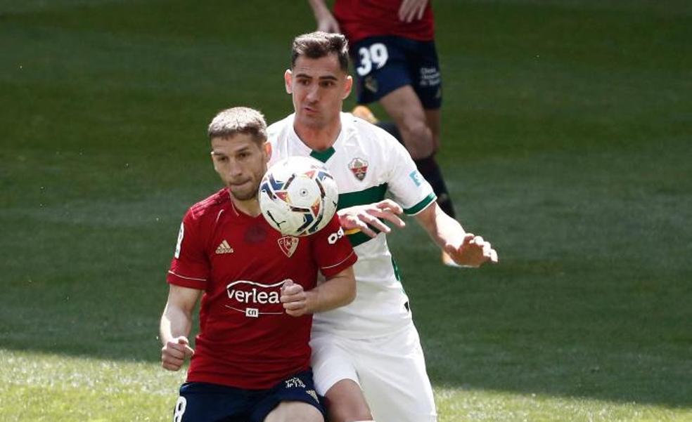 Vídeo: Osasuna vence al Elche y lo mete en descenso