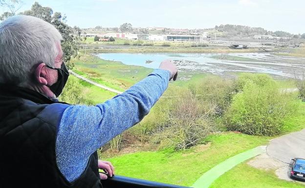 Adif se compromete a «corregir» el ruido del tren a su paso por Guarnizo