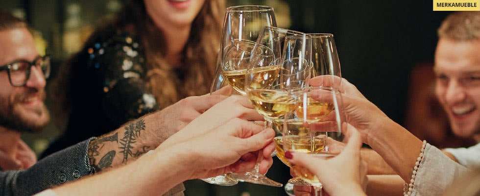 Campaña solidaria de Merkamueble en apoyo al sector hostelero