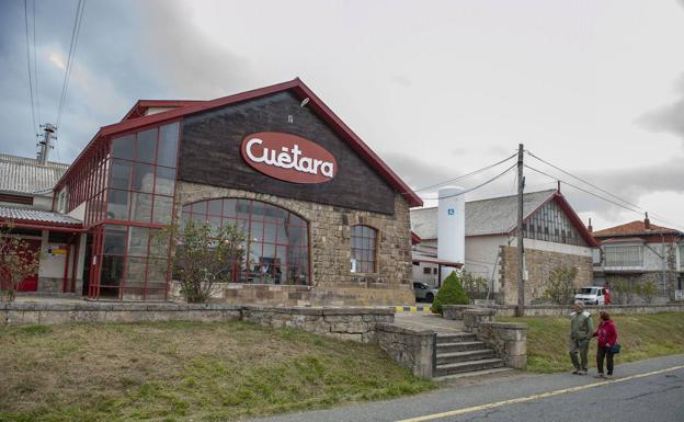 Cuétara tendrá que pagar el complemento de antigüedad a unos 70 trabajadores de la plantilla