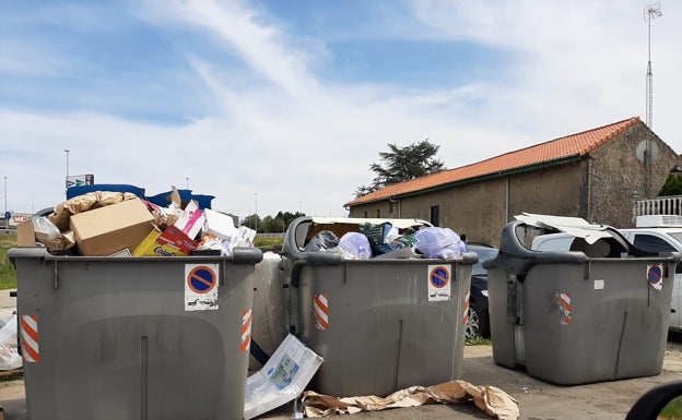 Camargo abre un expediente sancionador a Geaser por incumplir el contrato de basuras: «Hay puntos que son auténticos vertederos»