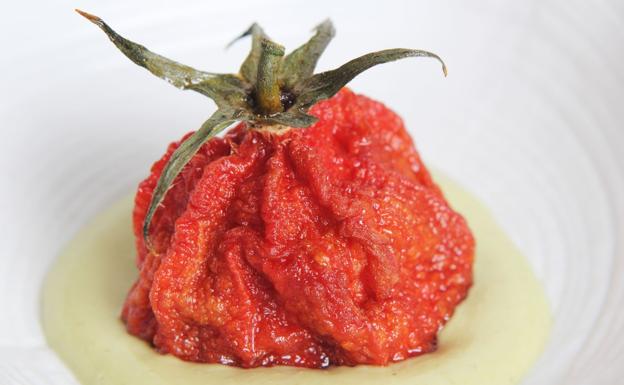 La Cofradía del Tomate y el Pimiento organizará una feria en Ampuero a finales de julio