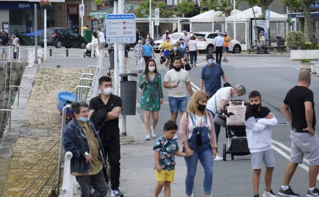 Avalancha de visitas a Cantabria en el primer día de libre circulación entre comunidades