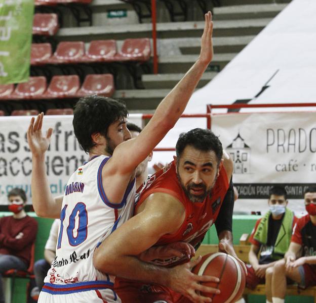 El Alega avanza con paso firme a LEB Oro