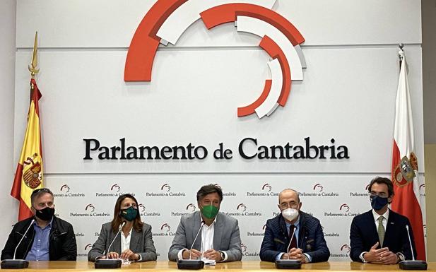 Vox impulsa una ley regional de víctimas del terrorismo que incluye ayudas económicas