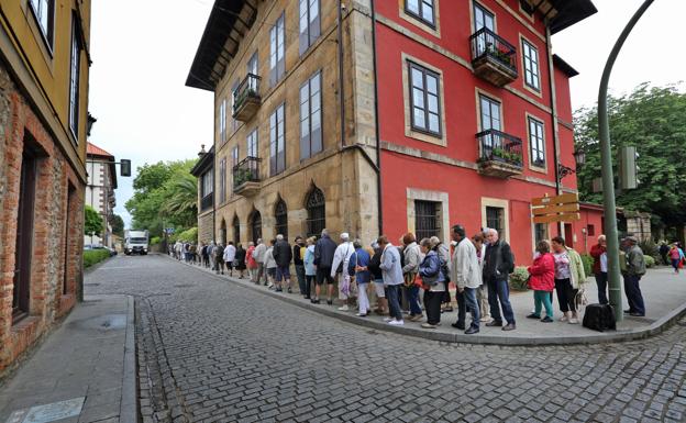 Comillas acompaña a sus mayores