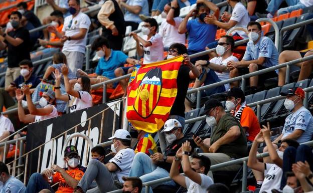 Sufrimiento colchonero y descenso del Eibar en una tarde de transistores