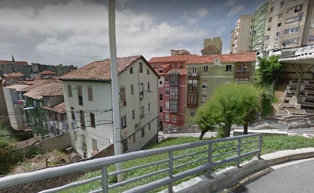 La Policía Local evita que dos chicas okupen una vivienda en Entrehuertas al pillarlas justo cuando intentaban entrar