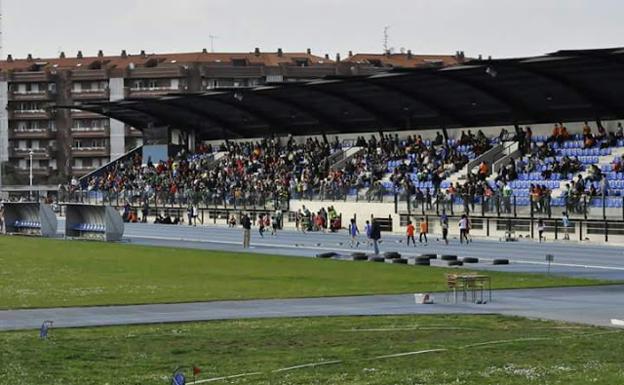 Castro prepara el Estadio Riomar para la primera competición de atletismo desde el inicio de la pandemia