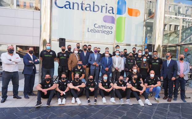 Cantabria rinde honores al Bathco