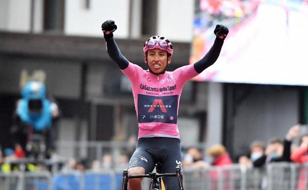 Bernal reina en los Dolomitas y refuerza su 'maglia rosa'