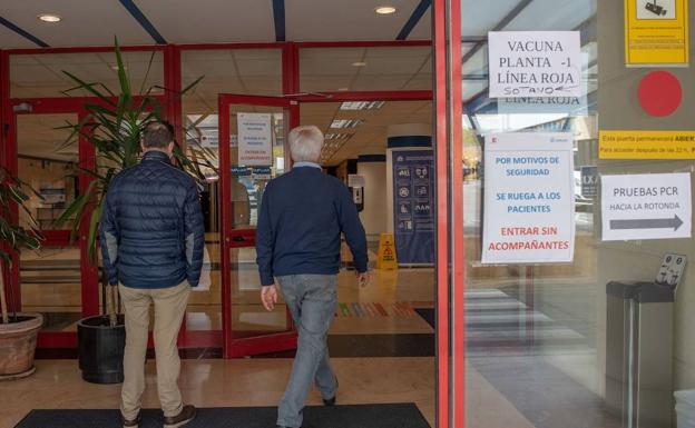 Solo una veintena de contagios por covid en las últimas horas en Cantabria