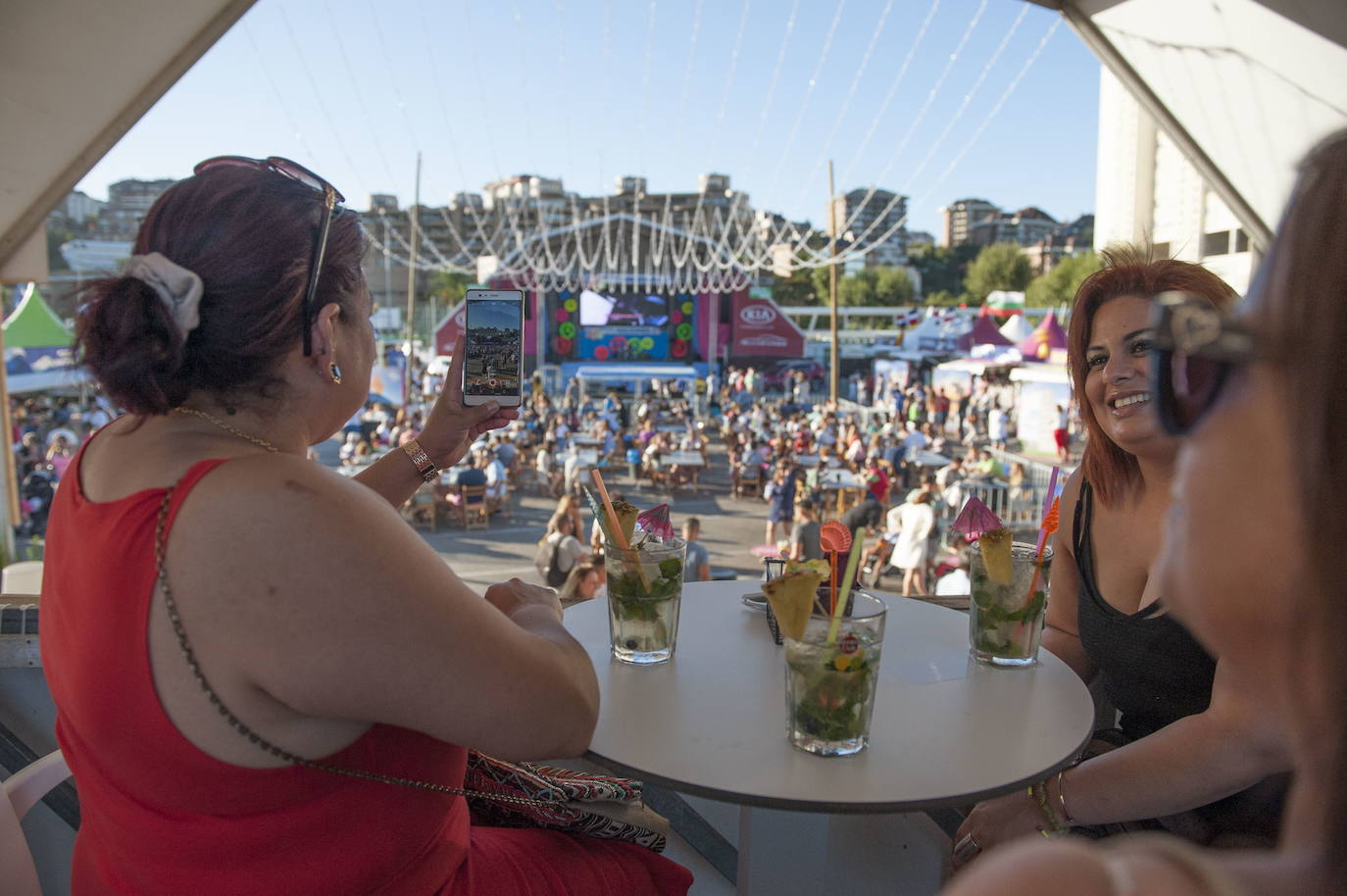 Vox pide priorizar los negocios locales en el Festival Intercultural