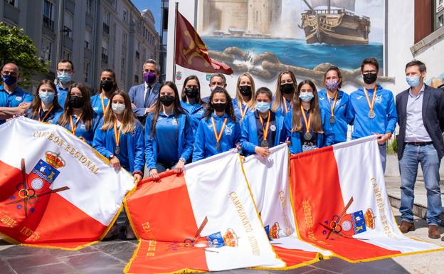 El Gobierno felicita a las remeras de Astillero, subcampeonas de España de bateles en categoría infantil y senior