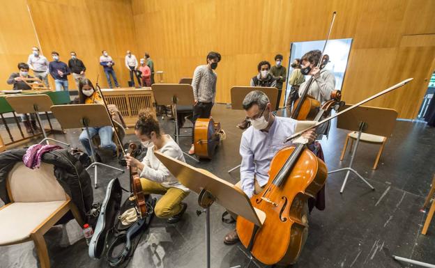 La Orquesta Sinfónica del Cantábrico interpretará 'Los Mendelsshon' en el TMCE