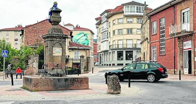 La calle San Roque de Reinosa ya es de doble sentido