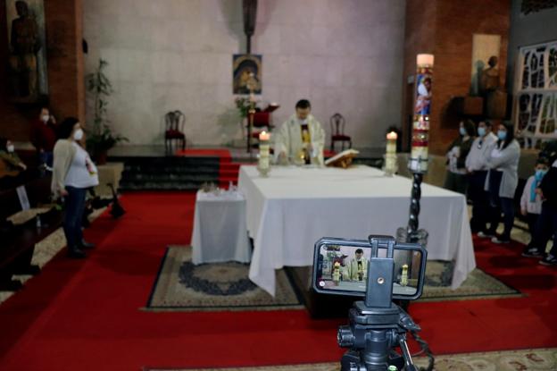 La pandemia obliga a recolocar la fecha de boda hasta seis veces en Santander