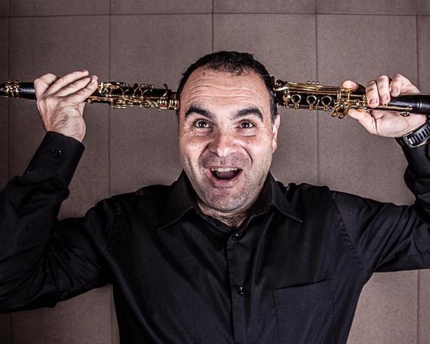 El clarinetista Toño Gutiérrez publica su primer disco, 'Maestro carpintero'