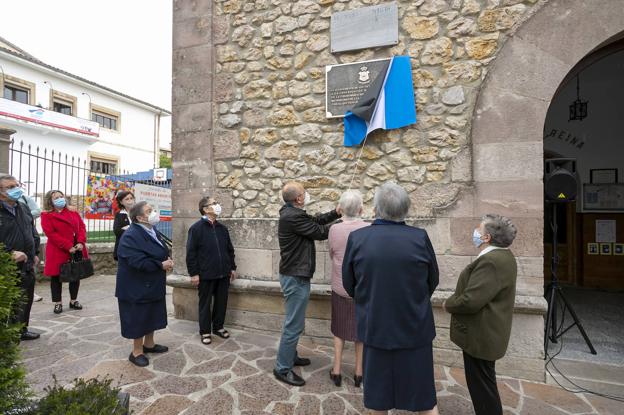 San Vicente premia a las Hijas de Cristo Rey con la medalla de oro de la villa