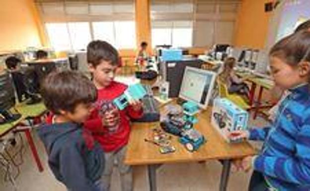 Educación trabaja ya en recuperar las actividades extraescolares