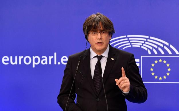 El plan de «concordia» de Sánchez no contempla librar a Puigdemont del juicio