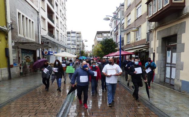 Los hosteleros de Santoña se manifiestan mañana contra el semáforo covid