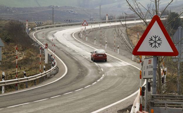 Blanco se congratula de que el Ministerio asuma las alegaciones de Cantabria en el proyecto eólico del Escudo