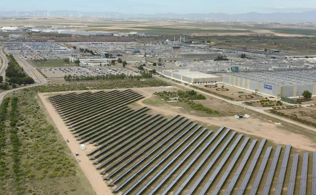 Stellantis autoabastecerá su planta de Zaragoza con un parque fotovoltaico de 8.640 kWp