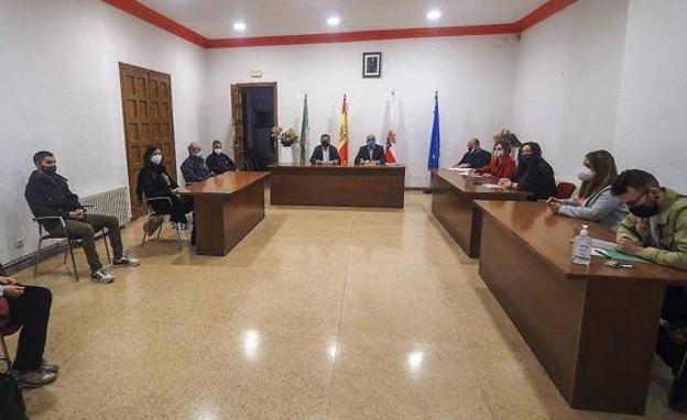 Cayón llevará a Pleno el 16 de junio la sustitución de Gastón Gómez como alcalde