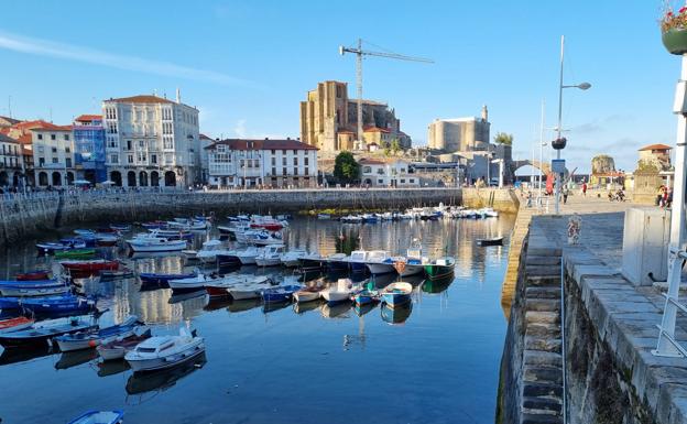 Castro publica dos nuevos folletos sobre Vías Verdes y el paso del Camino de Santiago por el municipio