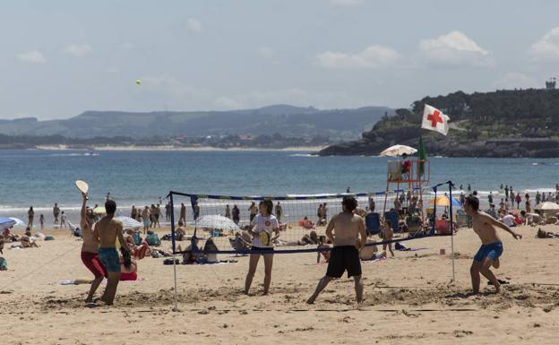 Bajan las hospitalizaciones y Cantabria se acerca al nivel más bajo de alerta