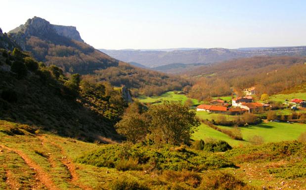 Hoy subimos a Peña Nava por el Parque Natural Hoces del Alto Ebro y Rudrón