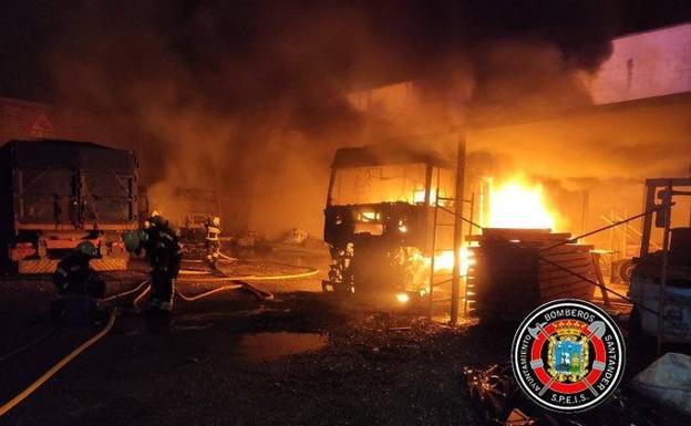 Casi 300 aspirantes optan a tres plazas para formar parte del cuerpo de Bomberos de Santander