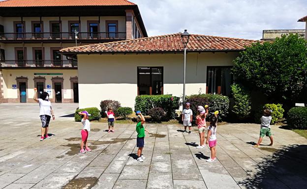 Comillas vuelve a poner en marcha su ludoteca de verano