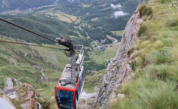 Restablecido el servicio en el teleférico de Fuente Dé